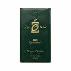 Pacote de Café ZinGrão Gourmet 250g em verde-escuro e dourado, variedade Catucaí do Sudoeste de Minas, torra média e 80 pontos