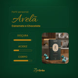 Perfil sensorial das Cápsulas de Café Especial ZinGrão: notas de avelã, caramelo e chocolate, com doçura intensa, acidez leve e corpo marcante